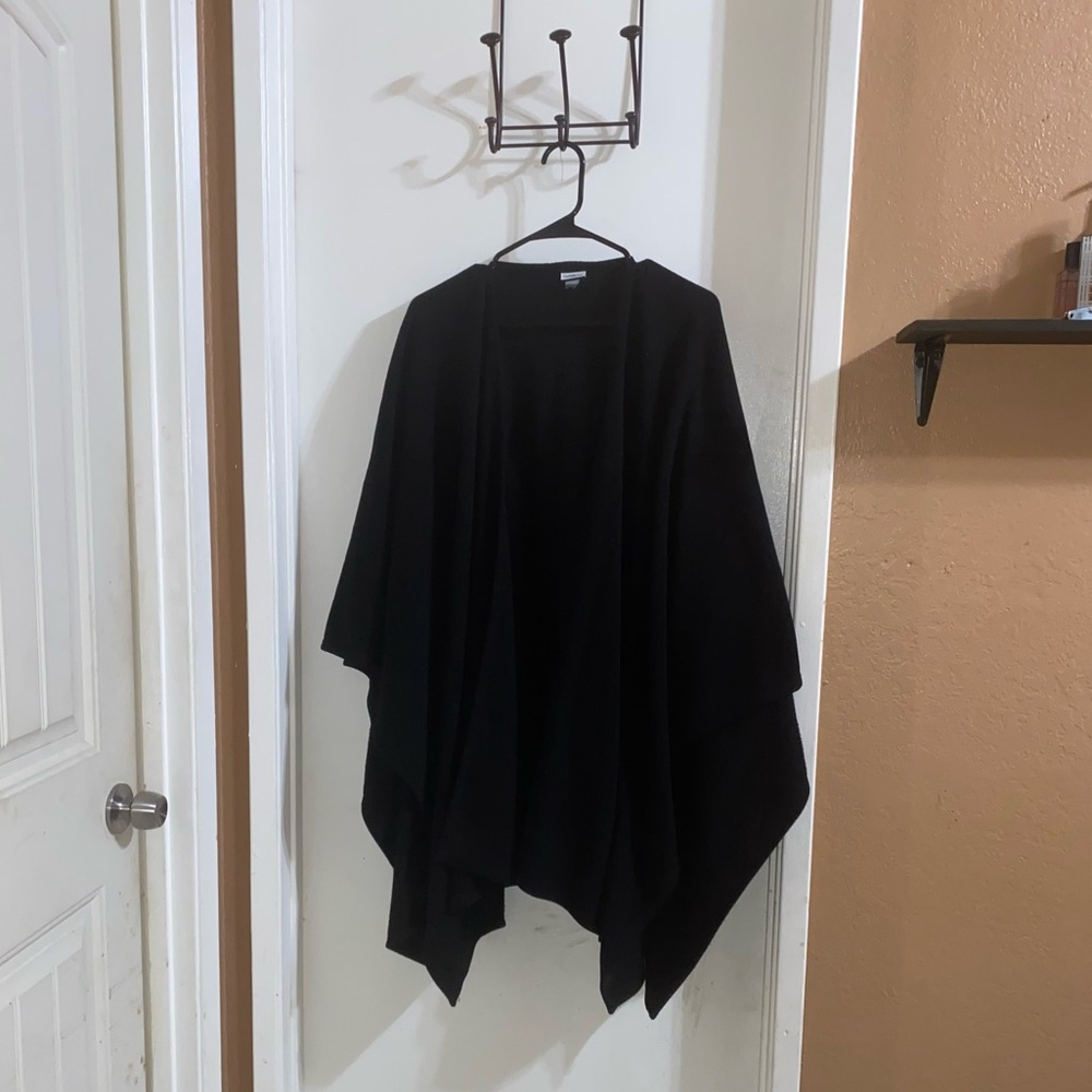 Black Shawl